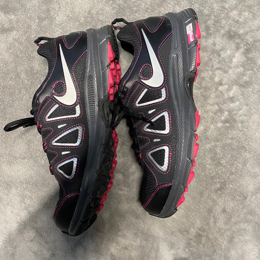 Nike Alvord 10 size 8.5